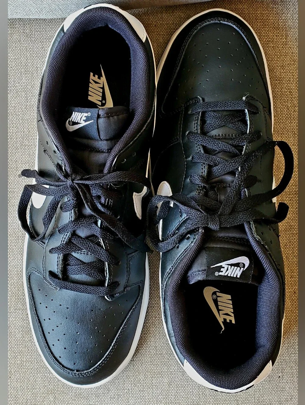 Nike classic low